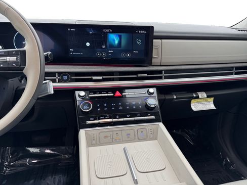 Certified 2024 Hyundai Santa Fe Calligraphy image 11