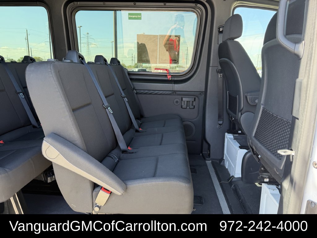 Used 2025 Mercedes-Benz Sprinter 2500 image 28