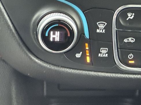 Used 2024 Chevrolet Equinox RS w/ LPO, Floor Liner Package image 20