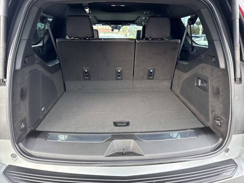 Certified 2024 Cadillac Escalade ESV Premium Luxury image 11