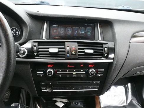 Used 2017 BMW X3 xDrive28i image 10