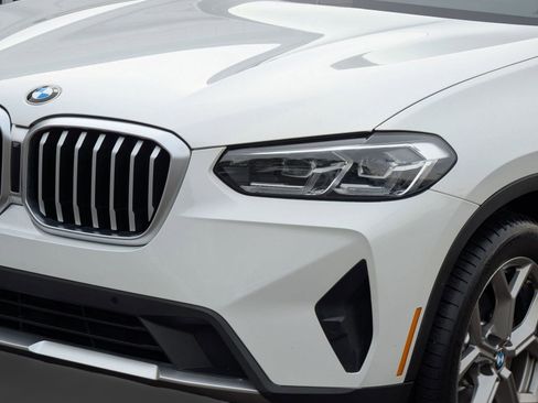 Used 2024 BMW X3 sDrive30i image 11