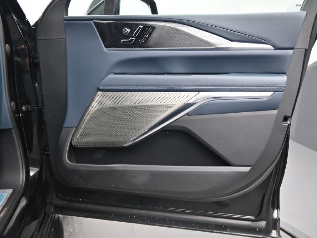 New 2025 Cadillac Escalade IQ Luxury 2 AWD/4WD image 22