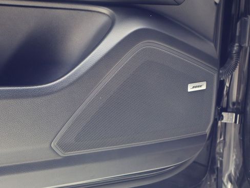 Certified 2024 Porsche Cayenne AWD/4WD image 13