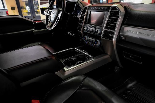 Used 2020 Ford F250 Platinum w/ FX4 Off-Road Package AWD/4WD image 26
