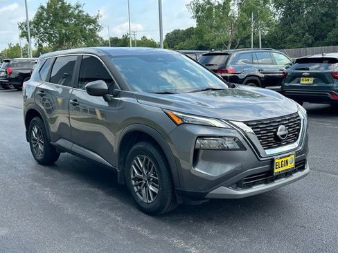 Used 2023 Nissan Rogue S AWD/4WD image 3