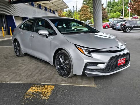 Used 2024 Toyota Corolla XSE FWD image 3