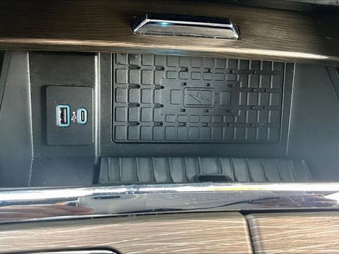 Used 2024 Ford Expedition Max Limited AWD/4WD image 17