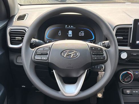 New 2026 Hyundai Venue SE FWD image 23