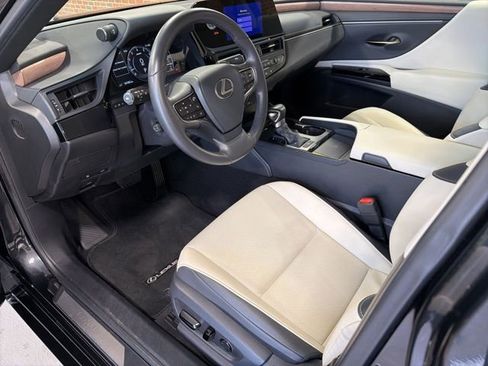 Used 2023 Lexus ES 350 w/ Premium Package image 11