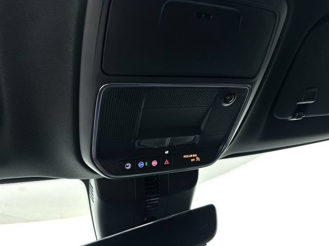 New 2027 Chevrolet Traverse RS w/ LPO, Floor Liner Package FWD image 20