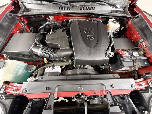 Certified 2022 Toyota Tacoma TRD Off-Road w/ Technology Package AWD/4WD image 29