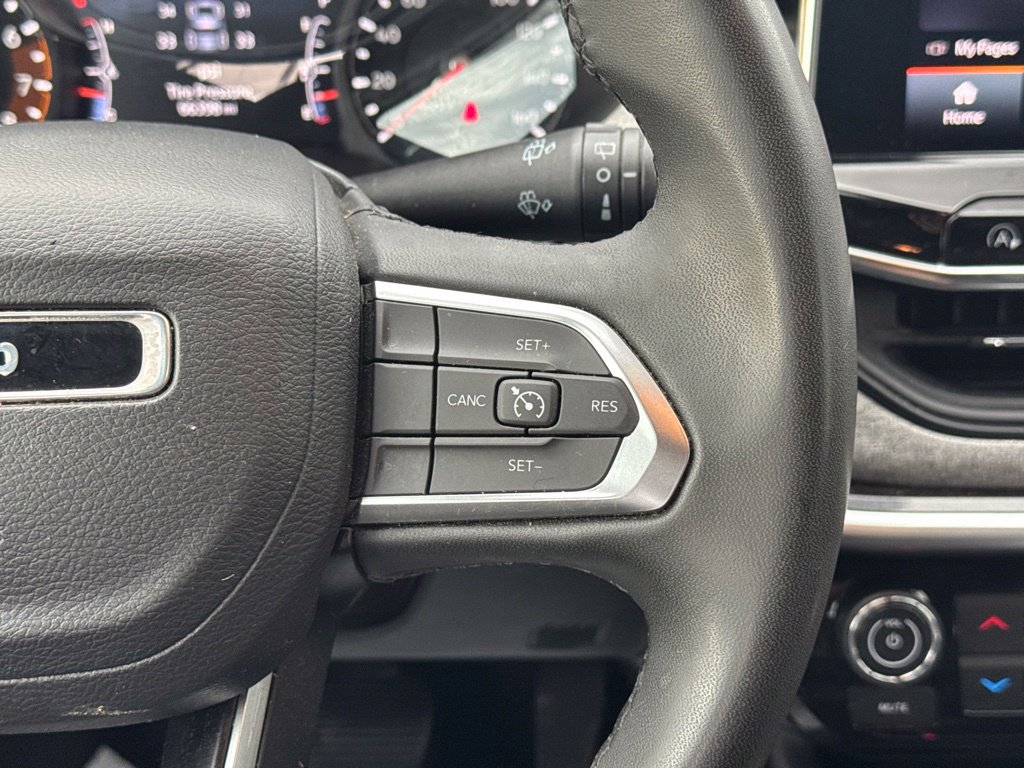 Used 2024 Jeep Compass Latitude AWD/4WD image 28