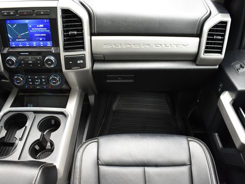 Used 2021 Ford F250 Lariat image 40