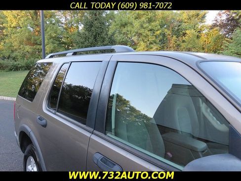 Used 2003 Ford Explorer XLT image 27
