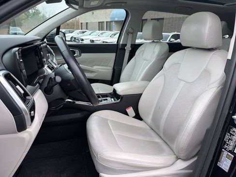Used 2023 Kia Sorento SX image 23