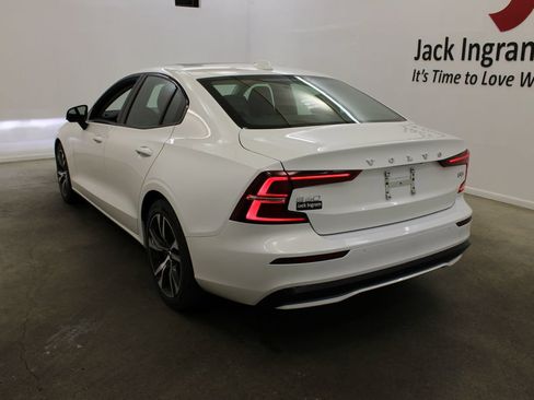 Certified 2024 Volvo S60 B5 Core FWD image 3