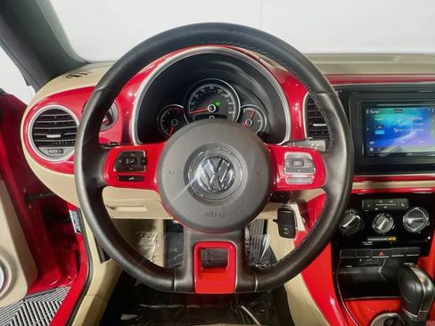 Used 2019 Volkswagen Beetle 2.0T S FWD image 16