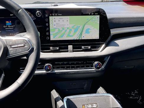 Certified 2025 Chevrolet Equinox LT w/ Convenience Package II FWD image 7