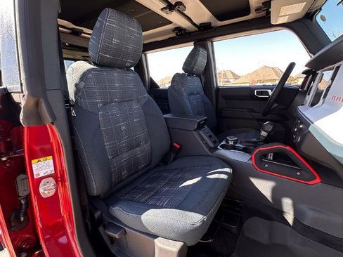 New 2025 Ford Bronco Heritage Edition image 27