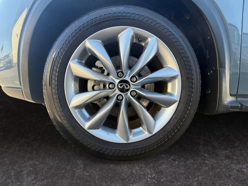 Used 2022 INFINITI QX50 Luxe image 10