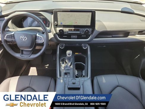 Used 2026 Toyota Grand Highlander FWD image 23