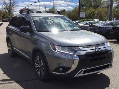Used 2020 Mitsubishi Outlander ES AWD/4WD image 1