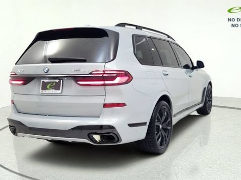 Used 2025 BMW X7 xDrive40i w/ Executive Package AWD/4WD image 11