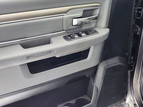 Used 2017 RAM 1500 Big Horn image 16