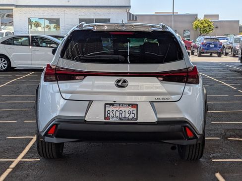 Used 2020 Lexus UX 200 w/ Accessory Package FWD image 3