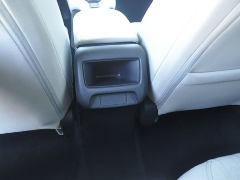 Used 2026 Honda HR-V LX image 13