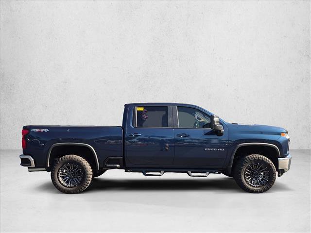 Used 2020 Chevrolet Silverado 2500 LT w/ All Star Edition AWD/4WD image 4