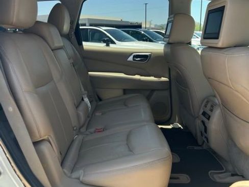 Used 2015 Nissan Pathfinder Platinum w/ Family Entertainment Package FWD image 33