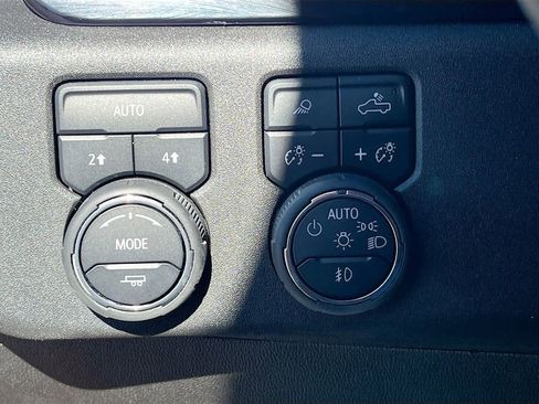 Used 2025 Chevrolet Silverado 1500 RST w/ Convenience Package II image 10