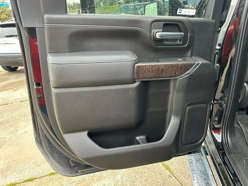 Used 2023 GMC Sierra 2500 Denali w/ Denali Ultimate Package image 16