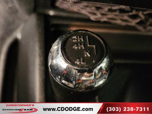 Used 2017 Jeep Wrangler Unlimited Sahara image 28