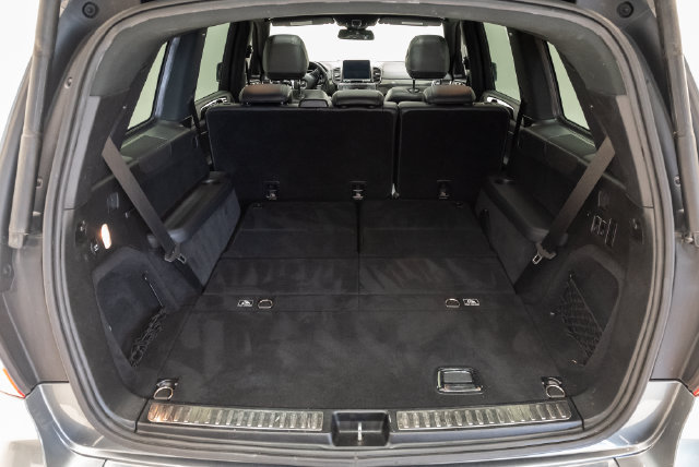 Used 2017 Mercedes-Benz GLS 450 4MATIC image 37