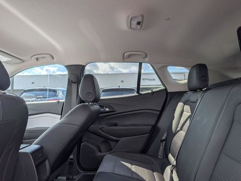 Used 2024 Chevrolet Trax LT w/ Driver Confidence Package FWD image 10