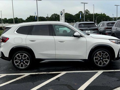 New 2025 BMW X1 xDrive28i w/ Technology Package image 17