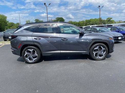 Used 2023 Hyundai Tucson Limited AWD/4WD image 2