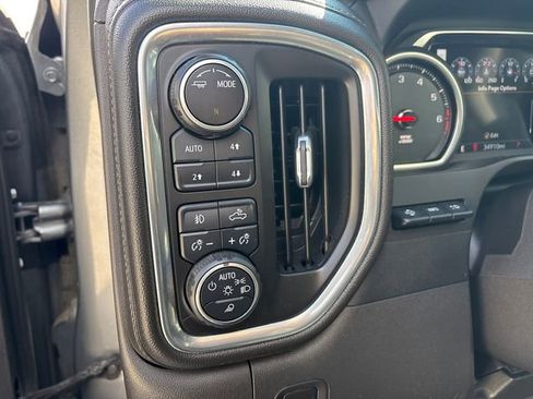 Used 2022 Chevrolet Silverado 1500 High Country w/ Technology Package image 19