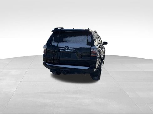 Used 2019 Toyota 4Runner SR5 Premium image 5