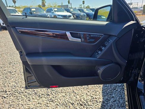 Used 2014 Mercedes-Benz C 300 4MATIC Sedan image 20