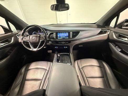 Used 2023 Buick Enclave Essence AWD/4WD image 71