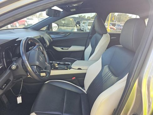 Used 2022 Lexus NX 250 FWD w/ Accessory Package 2 image 4