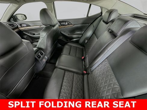Used 2018 Nissan Maxima Platinum image 6