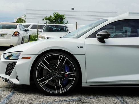 Used 2023 Audi R8 V10 performance AWD/4WD image 2