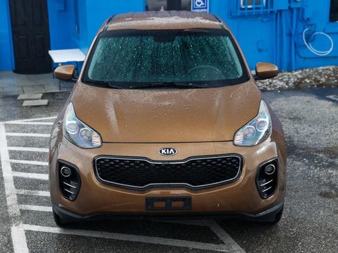 Used 2018 Kia Sportage LX AWD/4WD image 10