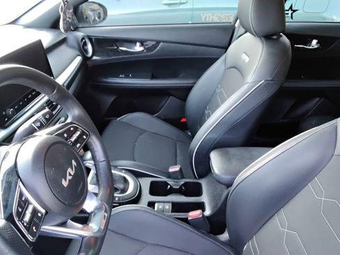 Used 2024 Kia Forte GT-Line FWD image 9