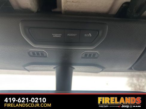 Used 2022 Jeep Gladiator Rubicon w/ Cold Weather Group image 31